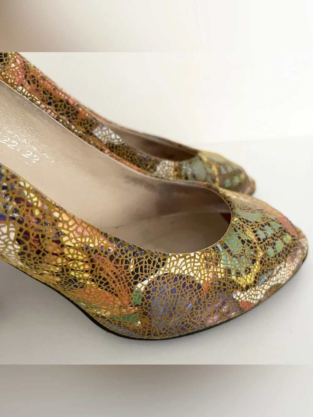 Women's Colorful Pumps Shoes Heels Made in Italy 8.5 Peeptoe Retro Bombshell